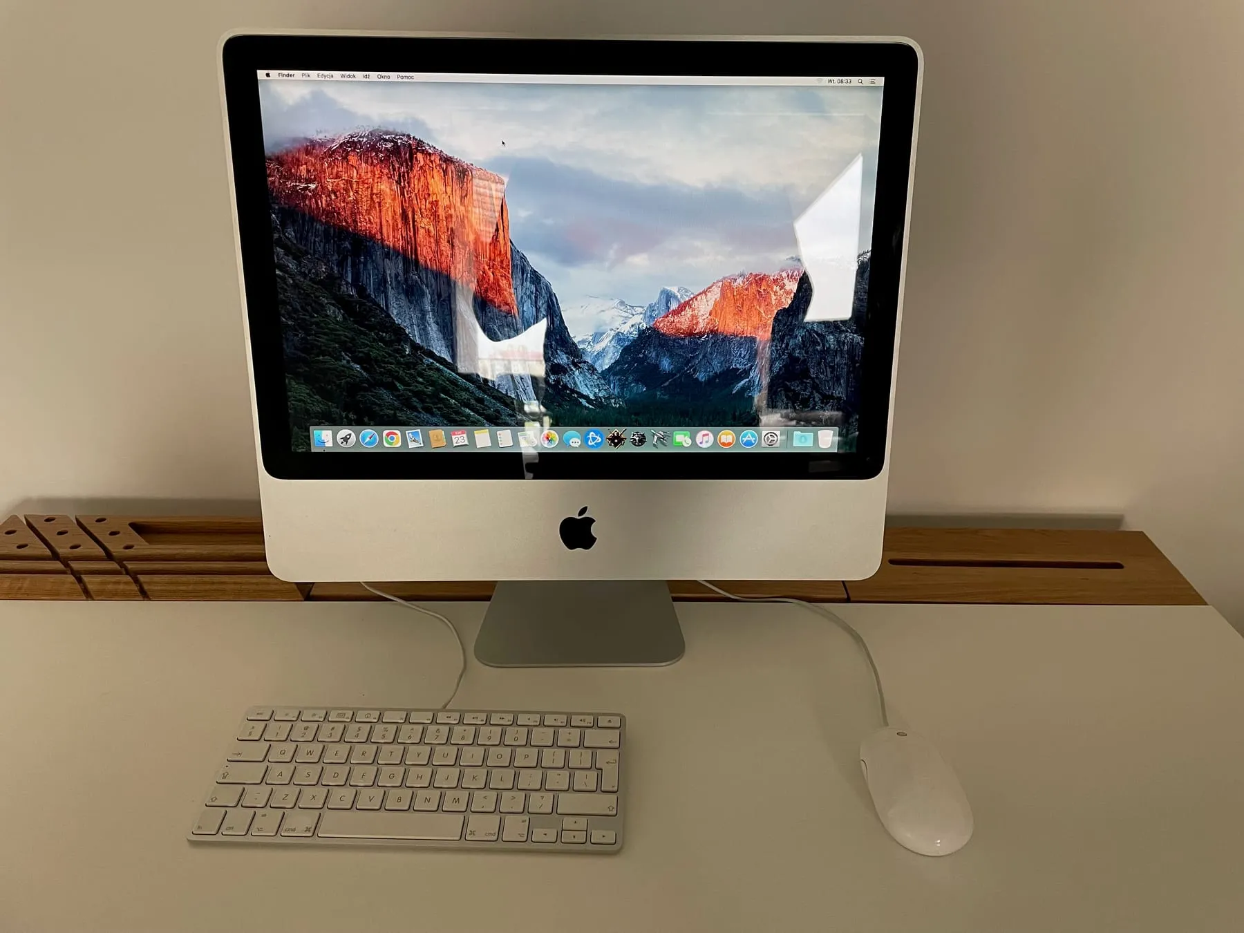 Apple iMac 20-inch (Early 2009)