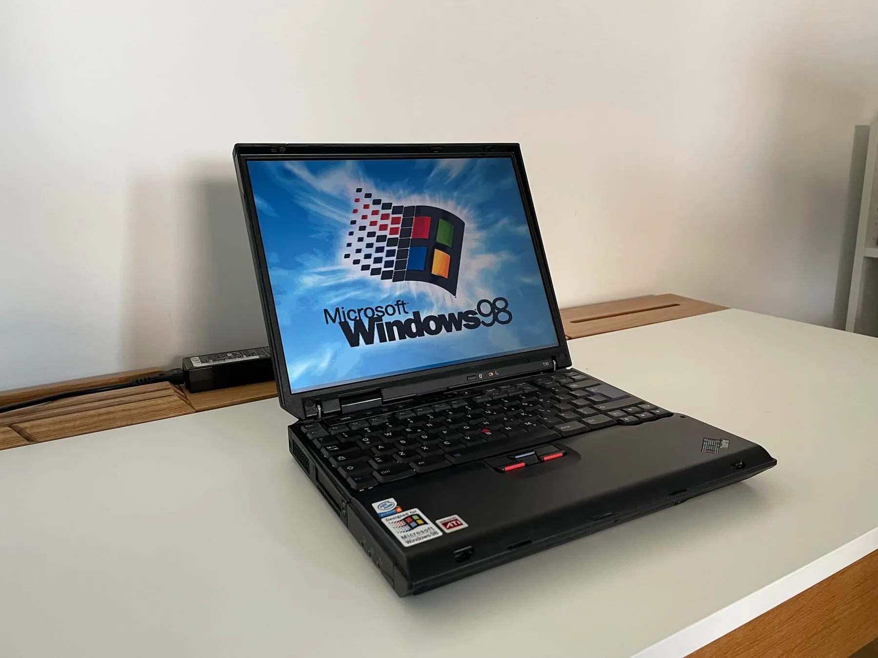 IBM ThinkPad T30 (Windows 98)
