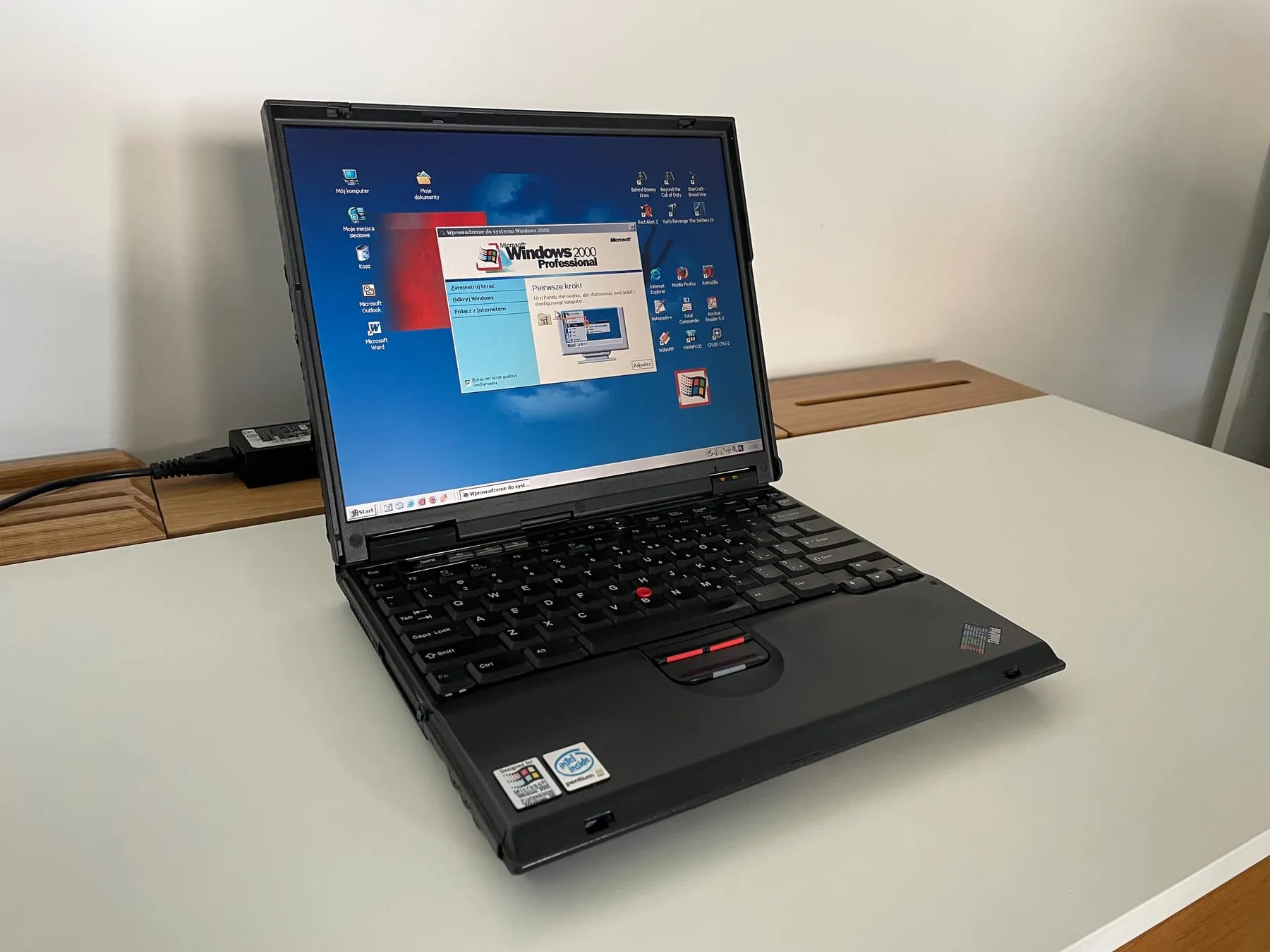 IBM ThinkPad T21 — desktop