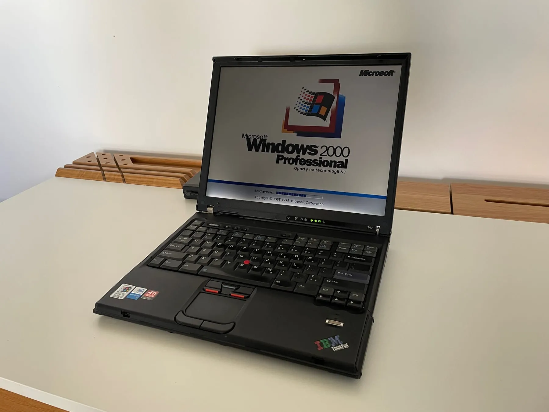 IBM ThinkPad T42 1.8 GHz — three quarter