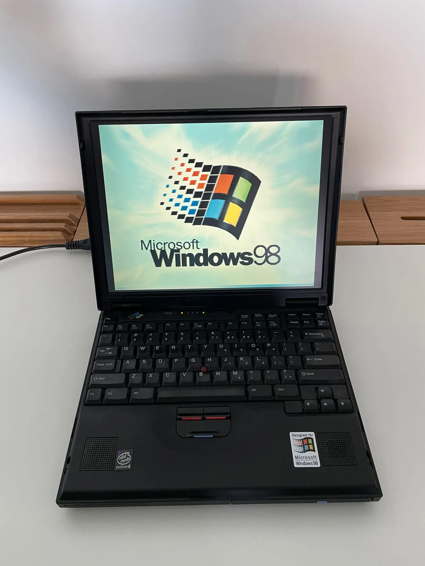 IBM ThinkPad 600E — three quarter