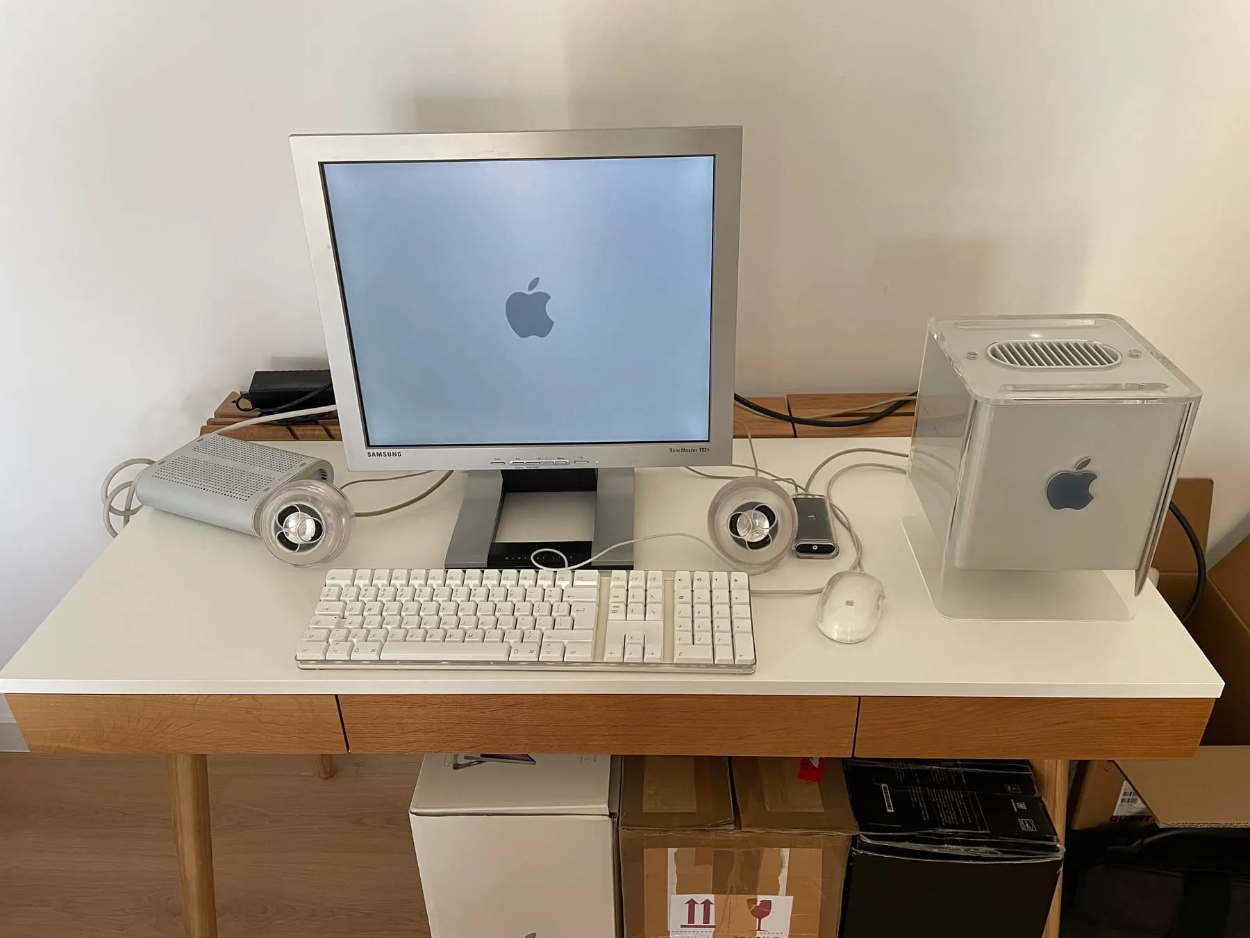 Apple Power Mac G4 Cube — desk setup