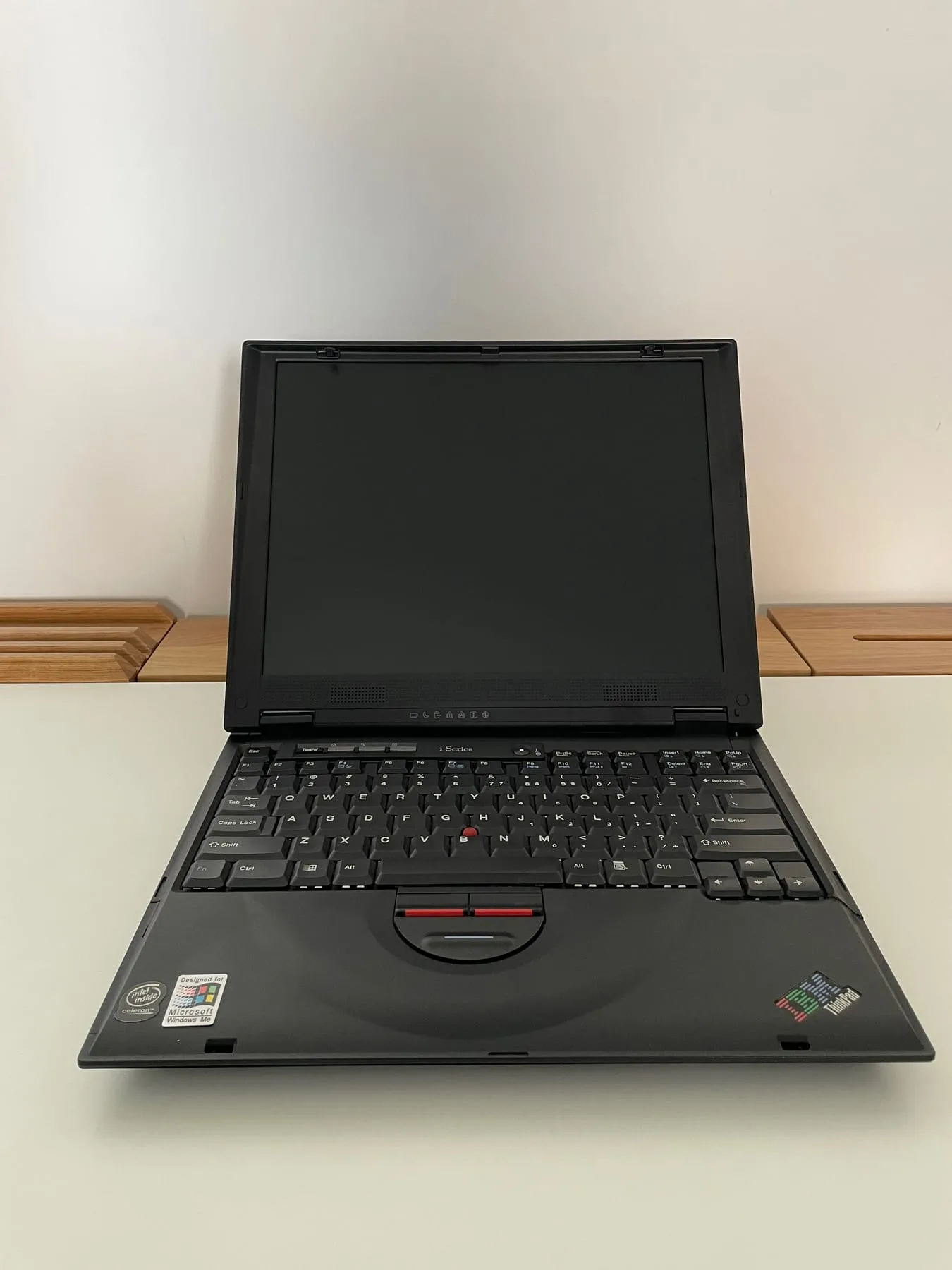 IBM ThinkPad i Series 1200 — open